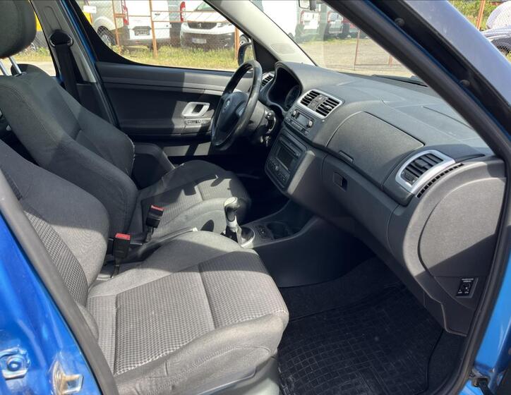 Škoda Roomster 10