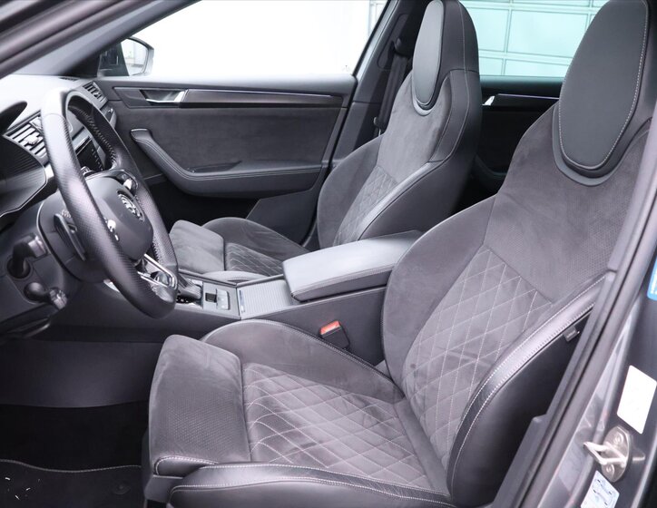 Škoda Superb Kombi 2,0 l 110 kw