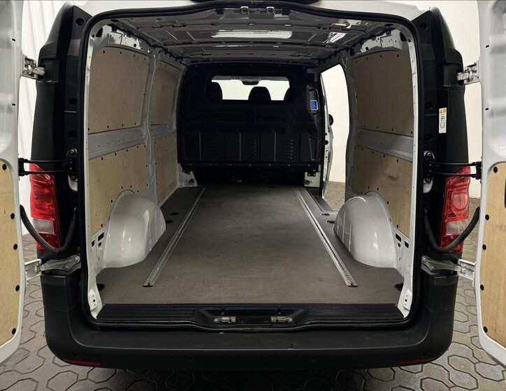 Mercedes-Benz Vito 29