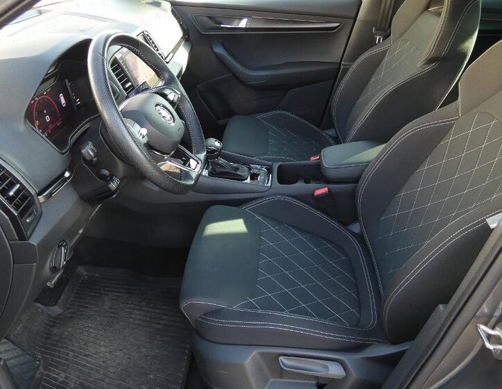 Škoda Karoq SUV / Terénní 2,0 l 110 kw