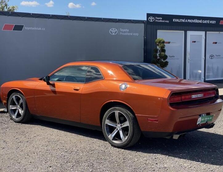 Dodge Challenger 5