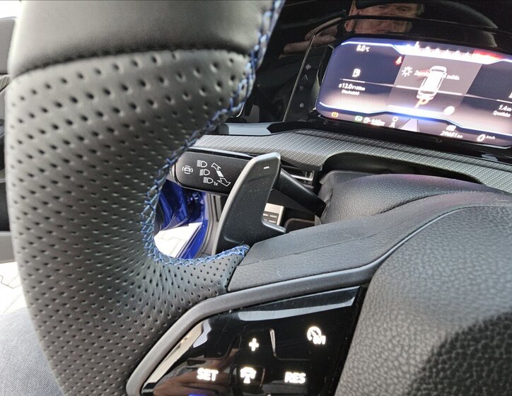 Volkswagen Golf Kombi 2,0 l 235 kw