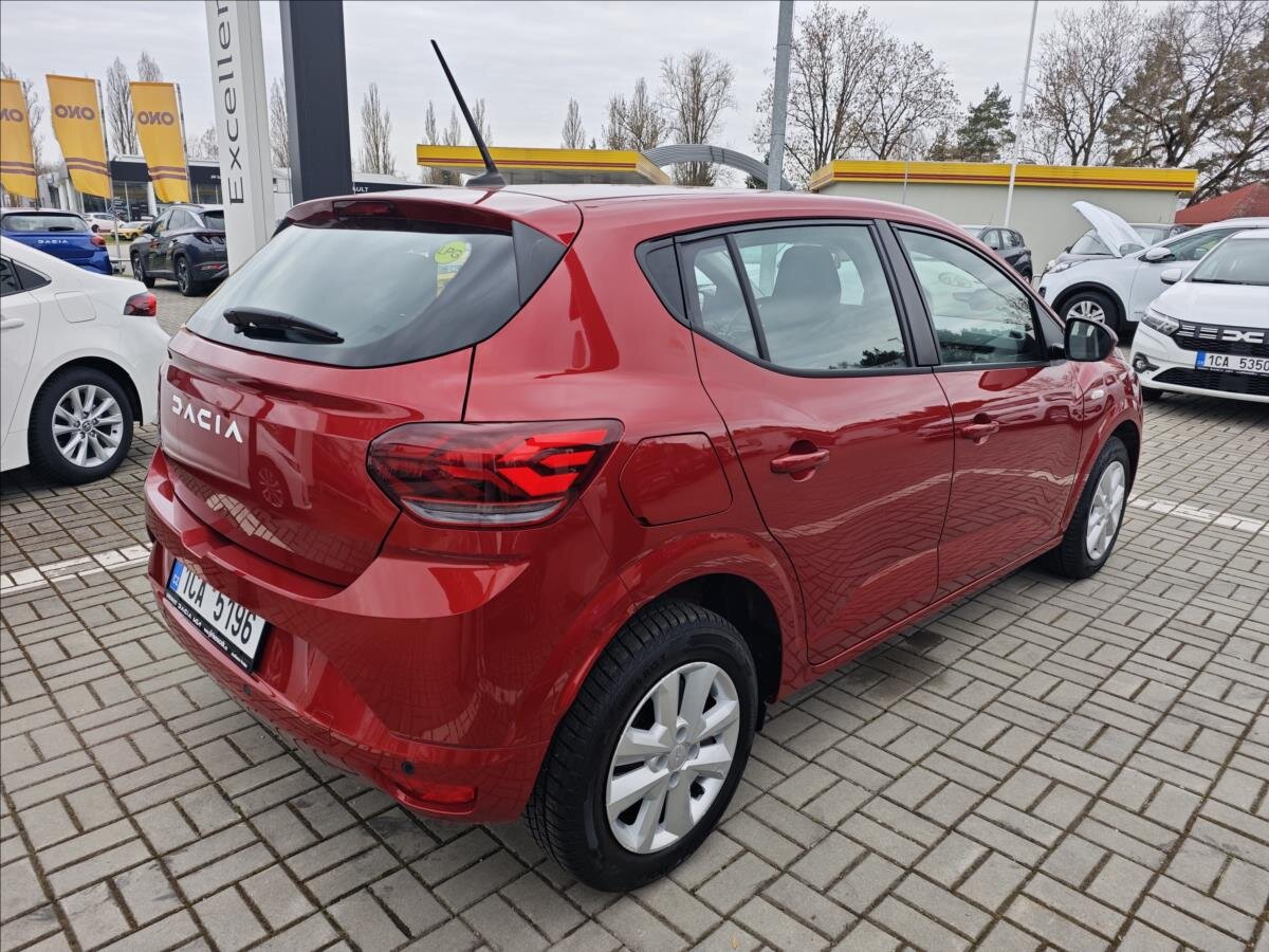 Dacia Sandero Hatchback 999,0 67 kw
