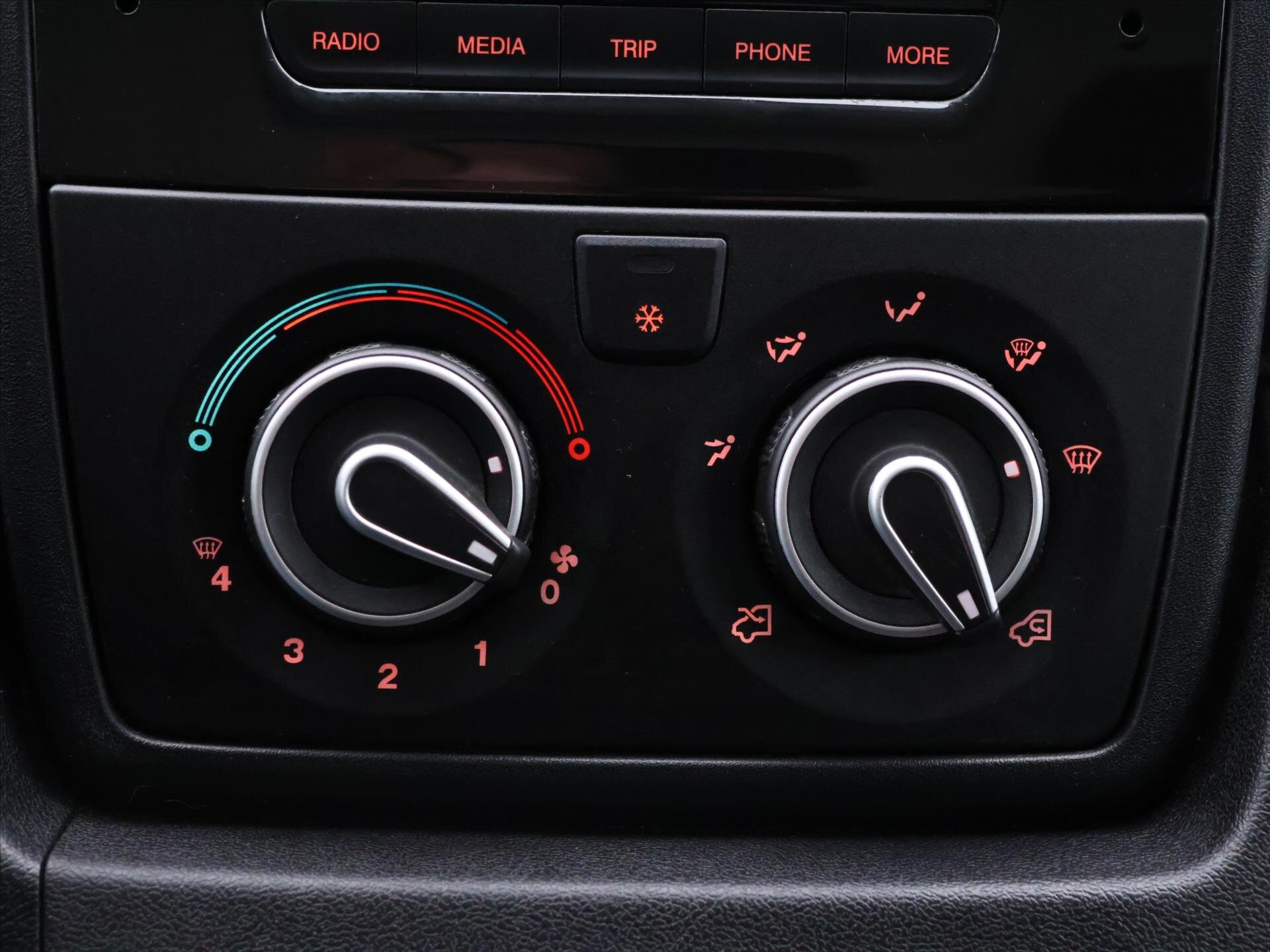 Peugeot Boxer Ostatní 2,2 l 103 kw