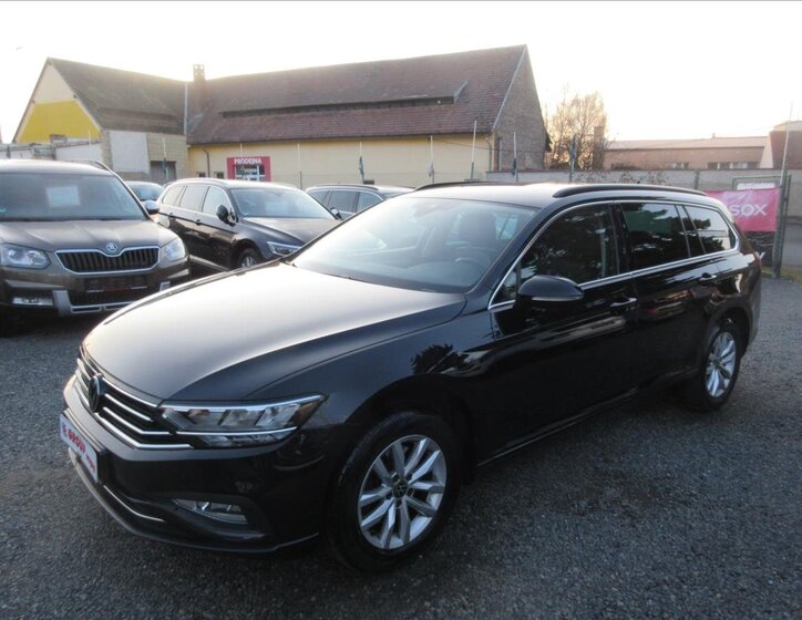 Volkswagen Passat Kombi 2,0 l 110 kw
