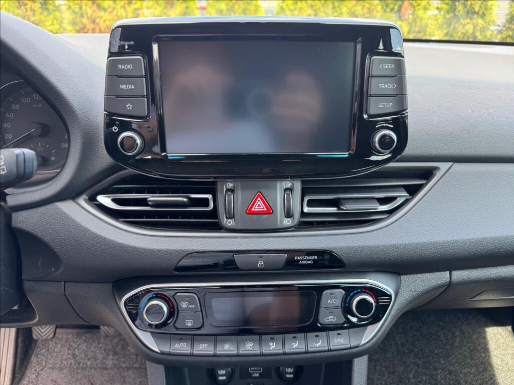 Hyundai i30 Hatchback 998,0 88 kw