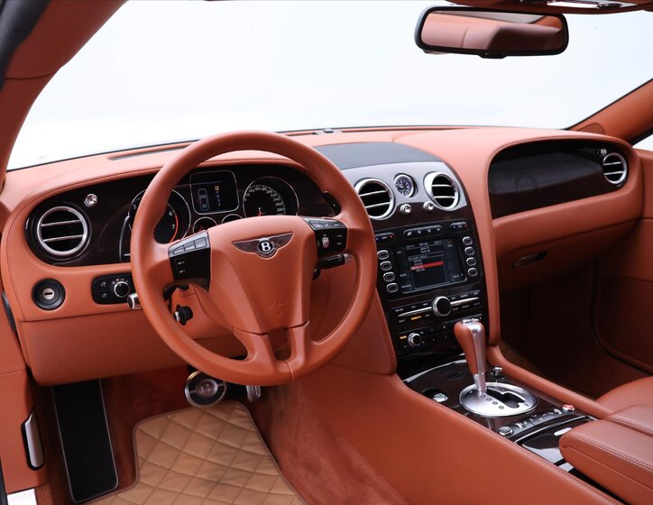 Bentley Continental GT 34