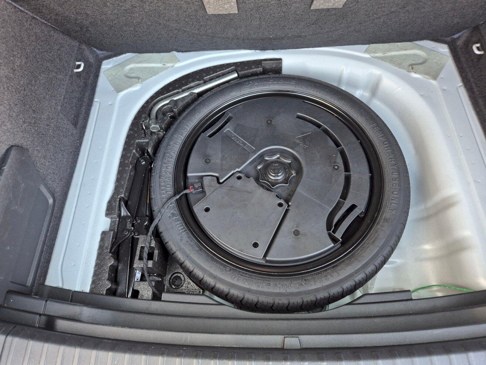 Škoda Karoq SUV / Terénní 1,5 l 110 kw