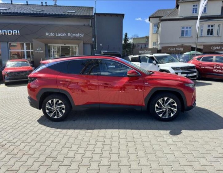 Hyundai Tucson SUV / Terénní 1,6 l 110 kw