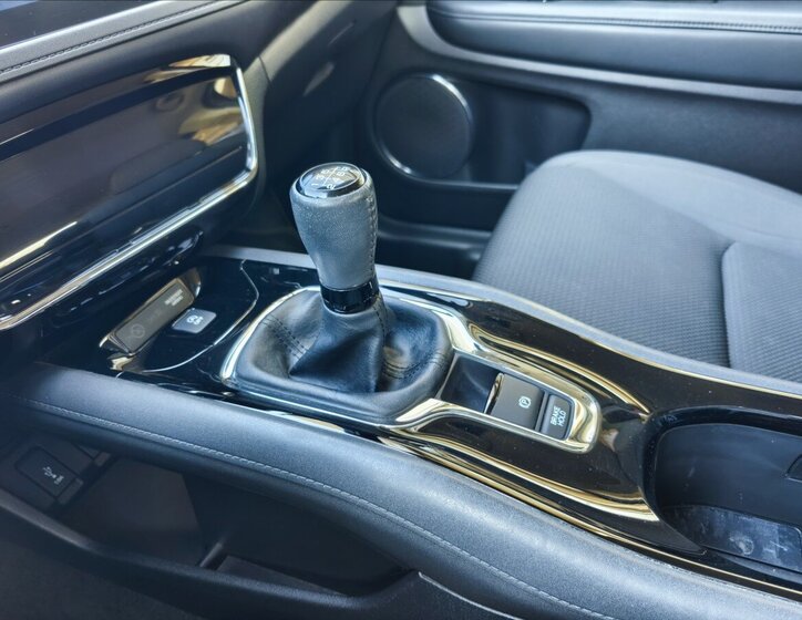 Honda HR-V SUV / Terénní 1,5 l 96 kw