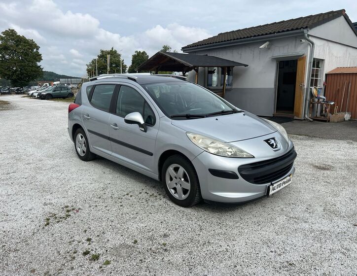 Peugeot 207 5