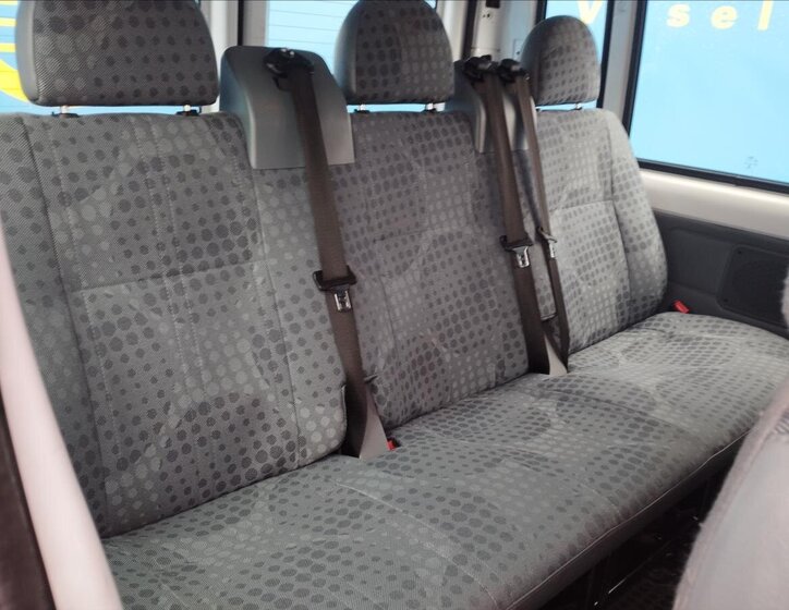 Ford Transit Kombi 2,2 l 74 kw
