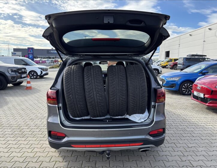 KIA Sorento 12