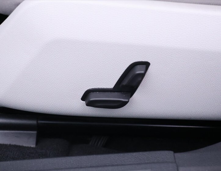 Mercedes-Benz Třídy E Kombi 3,0 l 185 kw