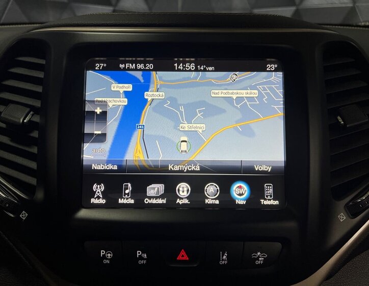 Jeep Cherokee SUV / Terénní 2,0 l 125 kw