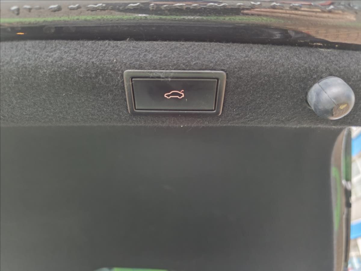 Škoda Superb Liftback 2,0 l 140 kw