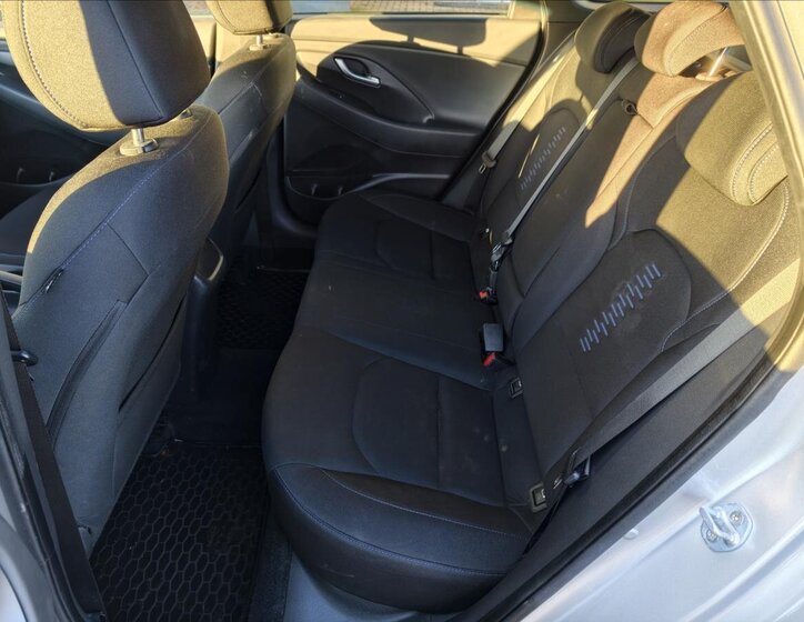 Hyundai i30 Kombi 1,4 l 103 kw