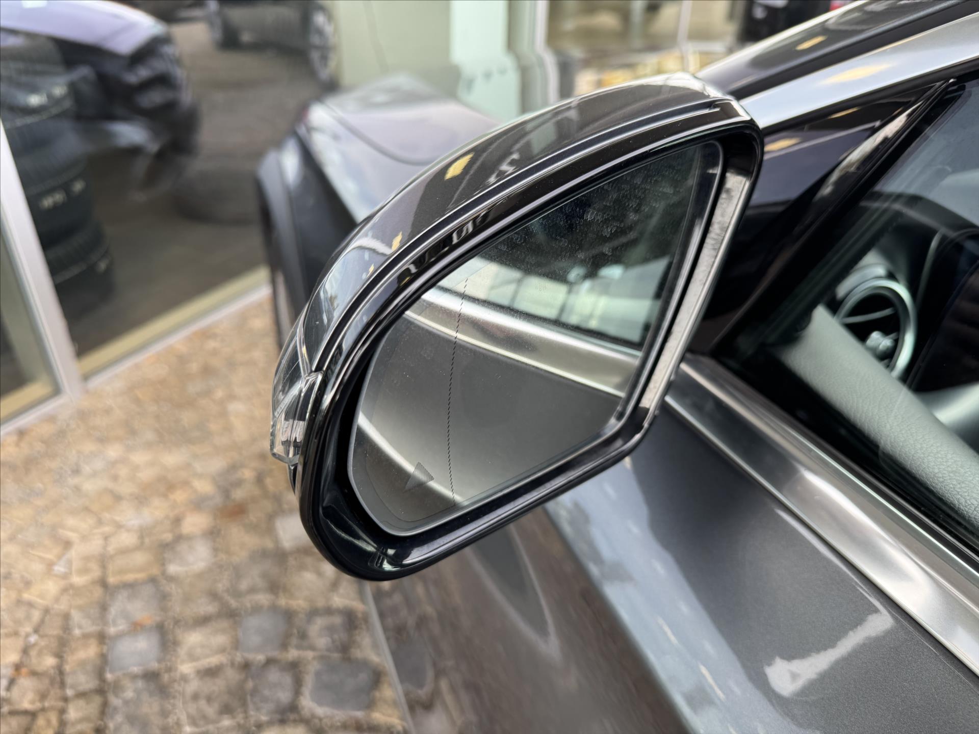 Mercedes-Benz Třídy E