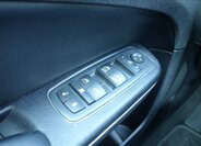 Lancia Thema Sedan 3,0 l 140 kw