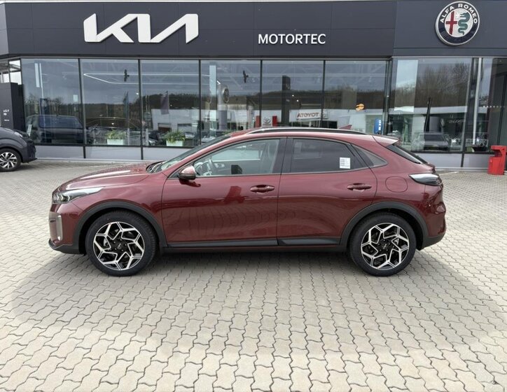 KIA XCeed SUV / Terénní 2,0 l 110 kw