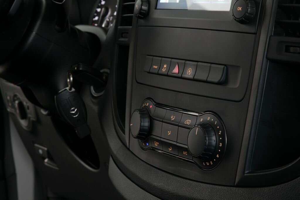 Mercedes-Benz Vito Skříň 2,0 l 120 kw