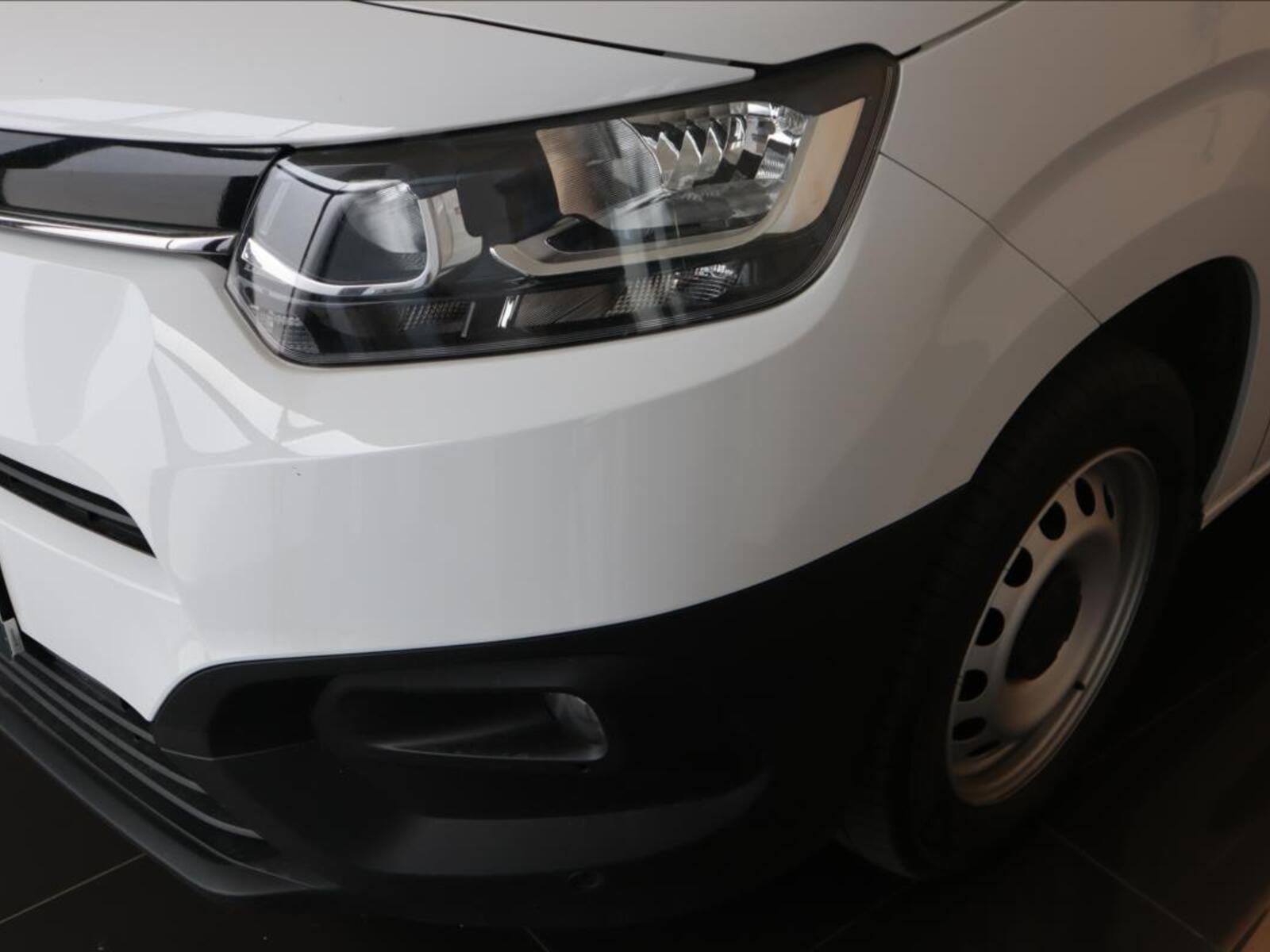 Toyota ProAce City 4