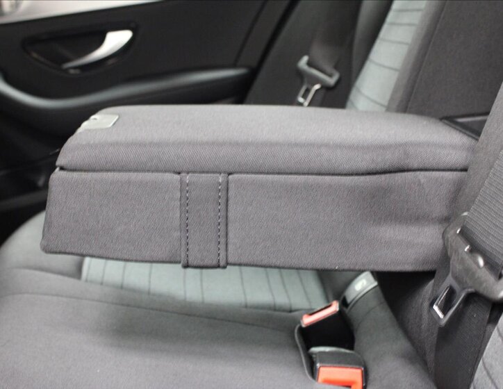 Mercedes-Benz Třídy C 32