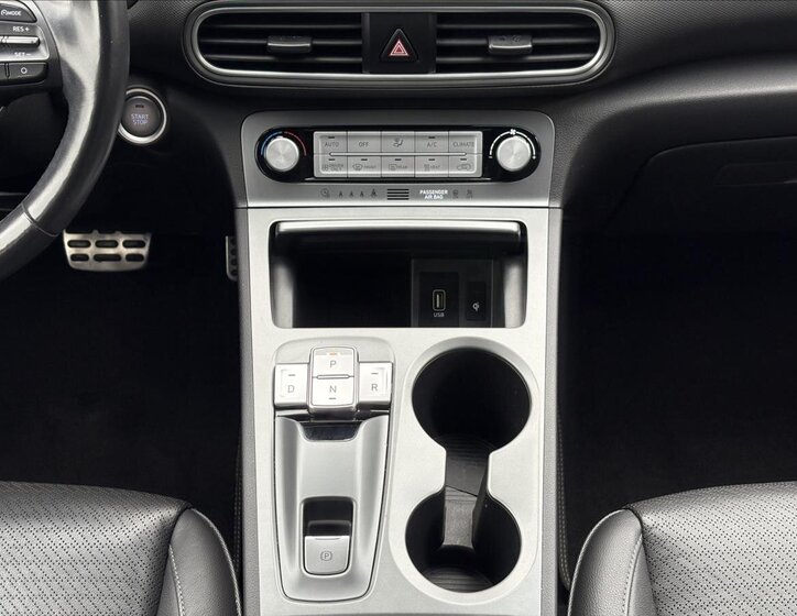 Hyundai Kona SUV / Terénní 0,0 150 kw