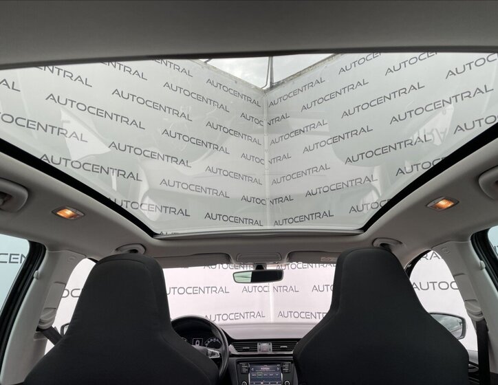 Škoda Rapid Hatchback 999,0 70 kw