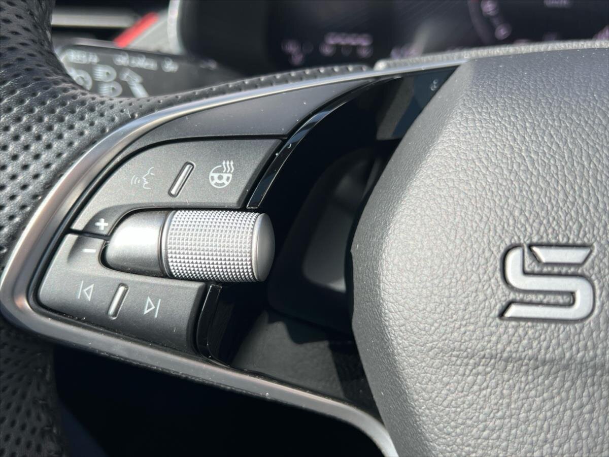 Škoda Kamiq Hatchback 999,0 85 kw