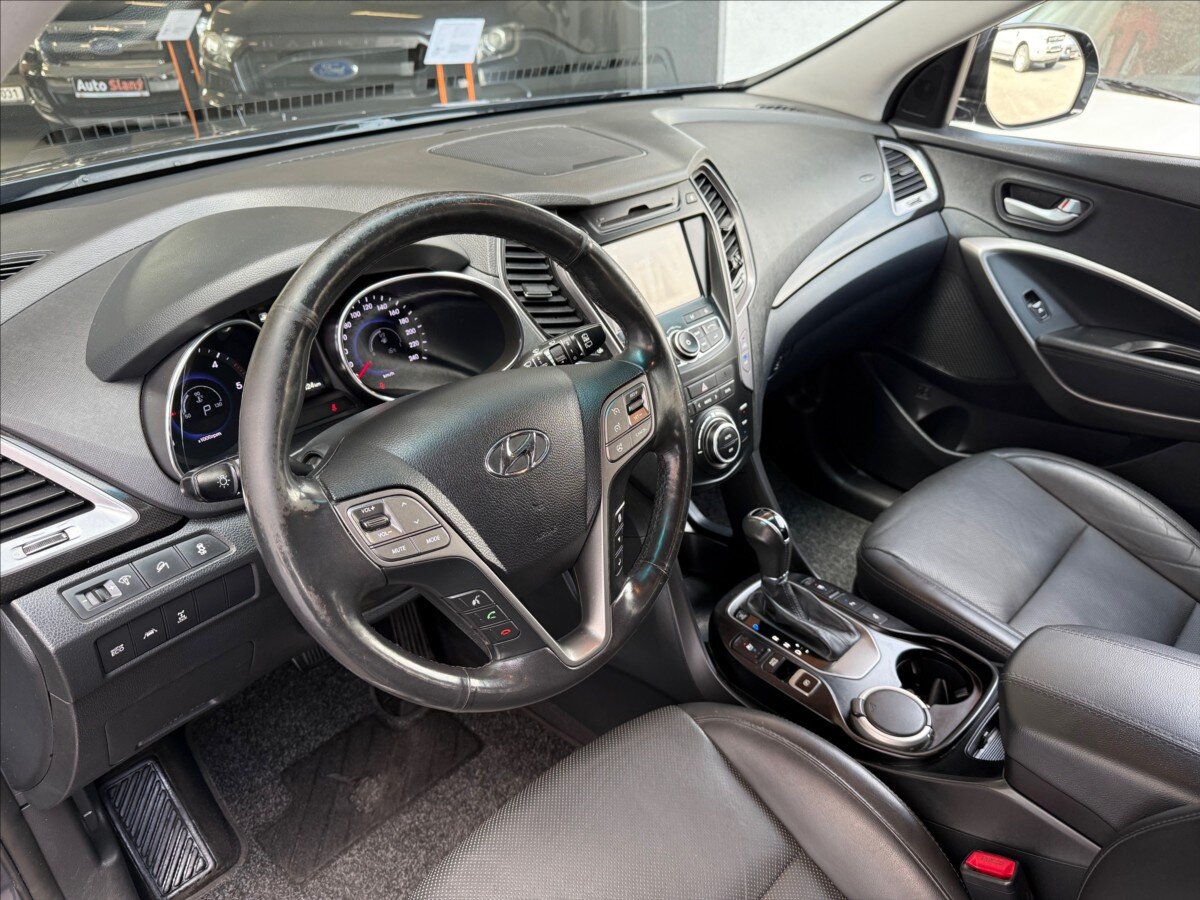 Hyundai Santa Fe SUV / Terénní 2,2 l 145 kw