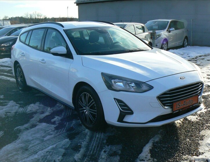 Ford Focus Kombi 999,0 92 kw