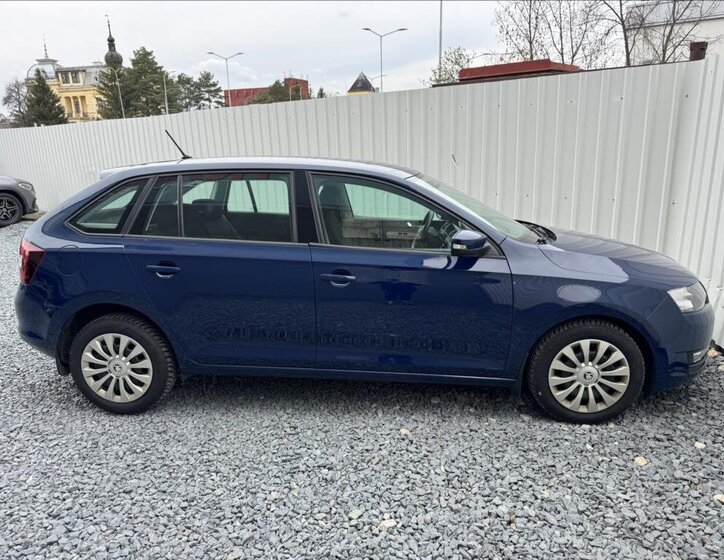 Škoda Rapid Hatchback 999,0 70 kw