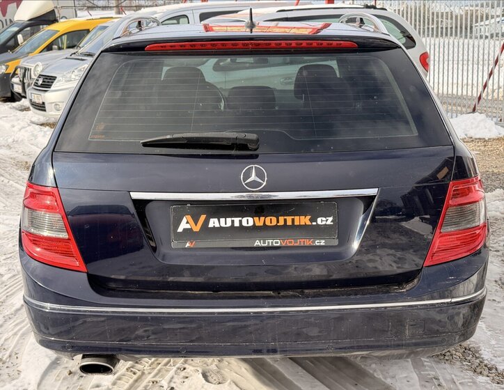 Mercedes-Benz Třídy C Kombi 2,1 l 125 kw