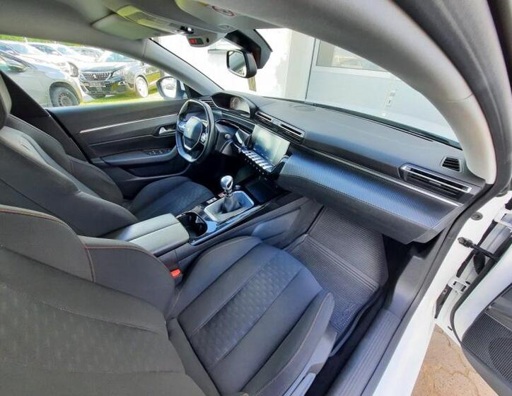 Peugeot 508 14