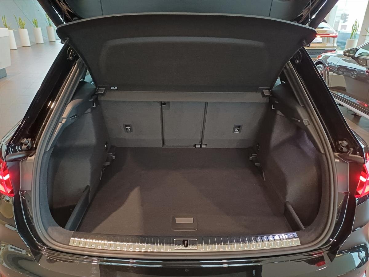 Audi Q3 SUV 2,0 l 142 kw