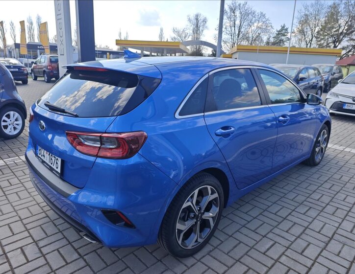 KIA Ceed Hatchback 1,4 l 103 kw