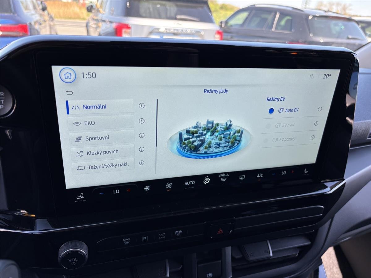 Ford Tourneo Custom Kombi 2,5 l 171 kw