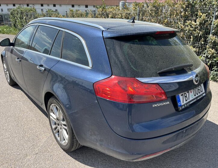 Opel Insignia Kombi 2,0 l 118 kw