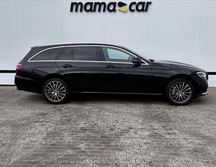 Mercedes-Benz Třídy E Kombi 2,0 l 143 kw