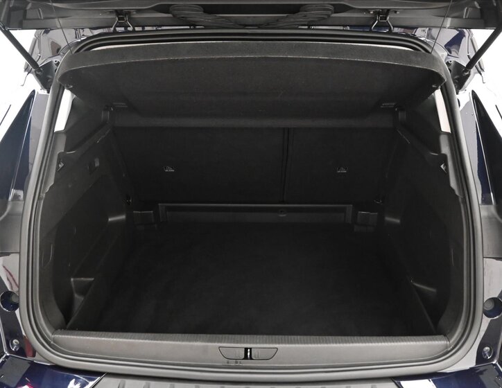 Opel Grandland X SUV / Terénní 1,6 l 88 kw