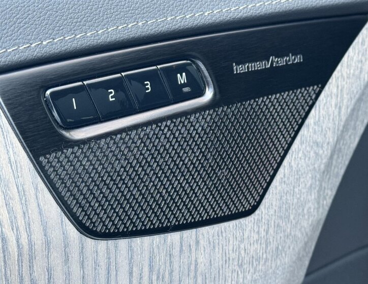 Volvo XC90 SUV / Terénní 2,0 l 173 kw