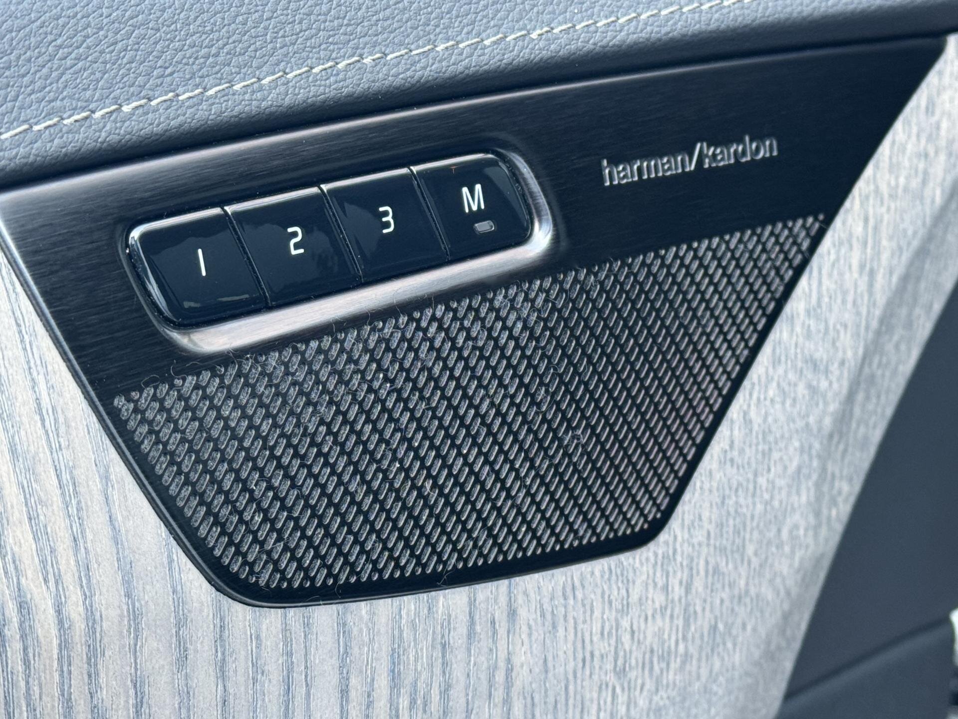 Volvo XC90 SUV / Terénní 2,0 l 173 kw