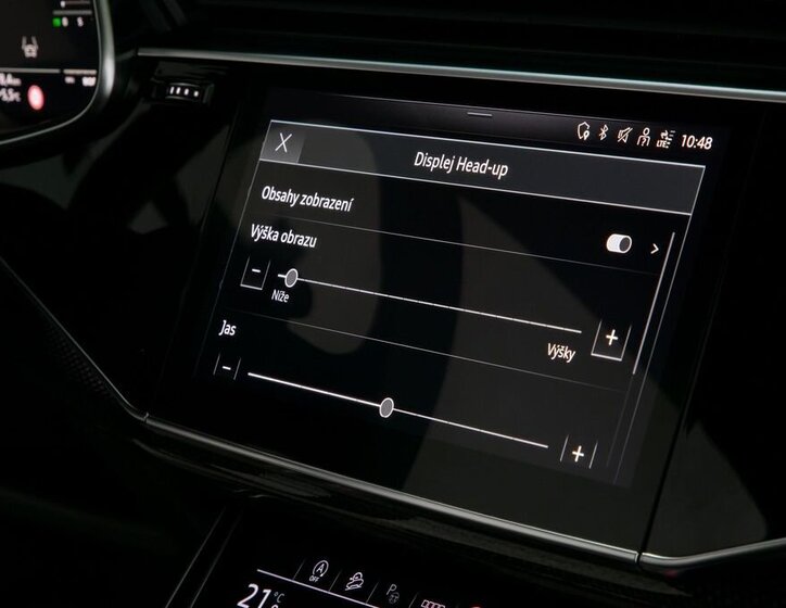 Audi SQ8 SUV 4,0 l 373 kw