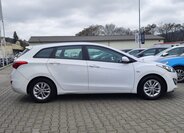 Hyundai i30 4