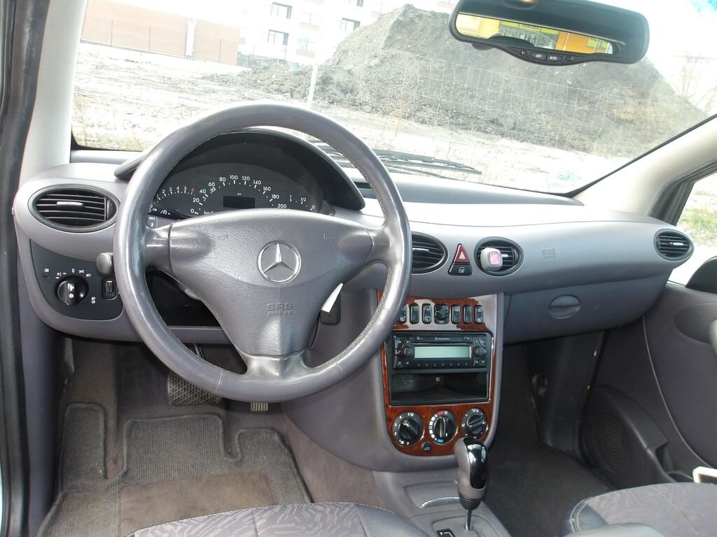 Mercedes-Benz Třídy A Hatchback 1,6 l 75 kw