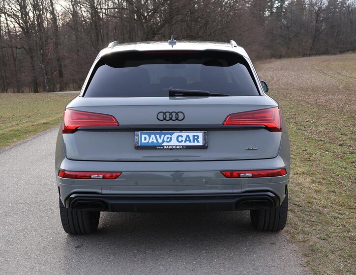 Audi Q5 SUV / Terénní 2,0 l 150 kw