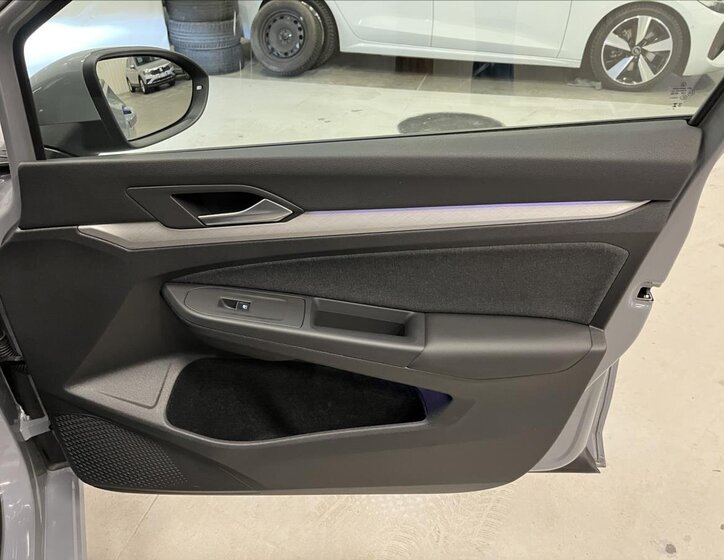 Volkswagen Golf Kombi 1,5 l 110 kw