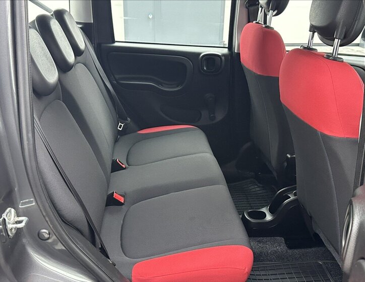 Fiat Panda Hatchback 875,0 63 kw