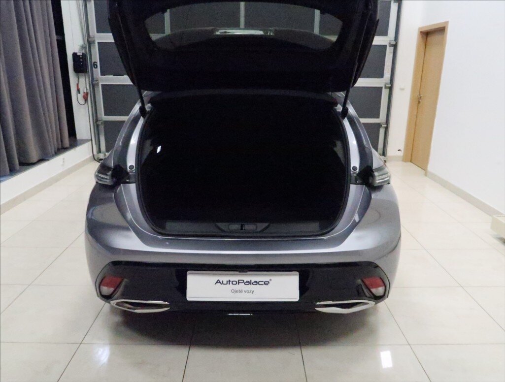 Peugeot 308 Hatchback 1,2 l 96 kw